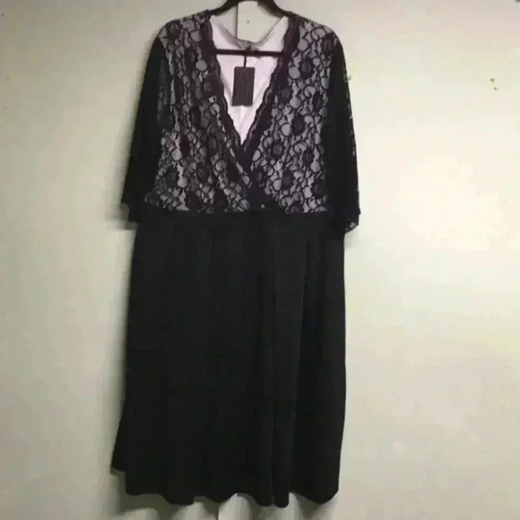 Pinup Fashion Black Lace Dress - Picture 2 of 9